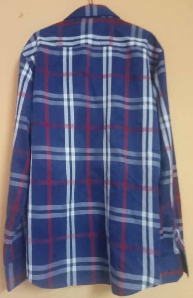 CHEMISE BLEUE CARRELEE